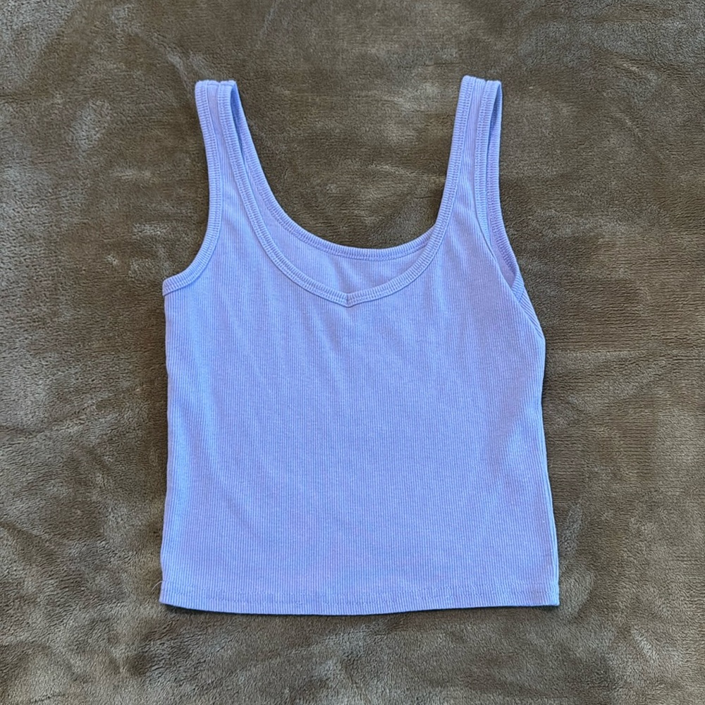 Light purple crop top